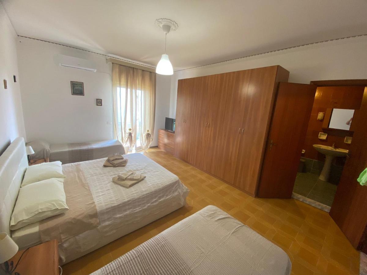 קסטלמולה Mi 'Ffaciu E Mi Ricriu Casa Vacanze מראה חיצוני תמונה