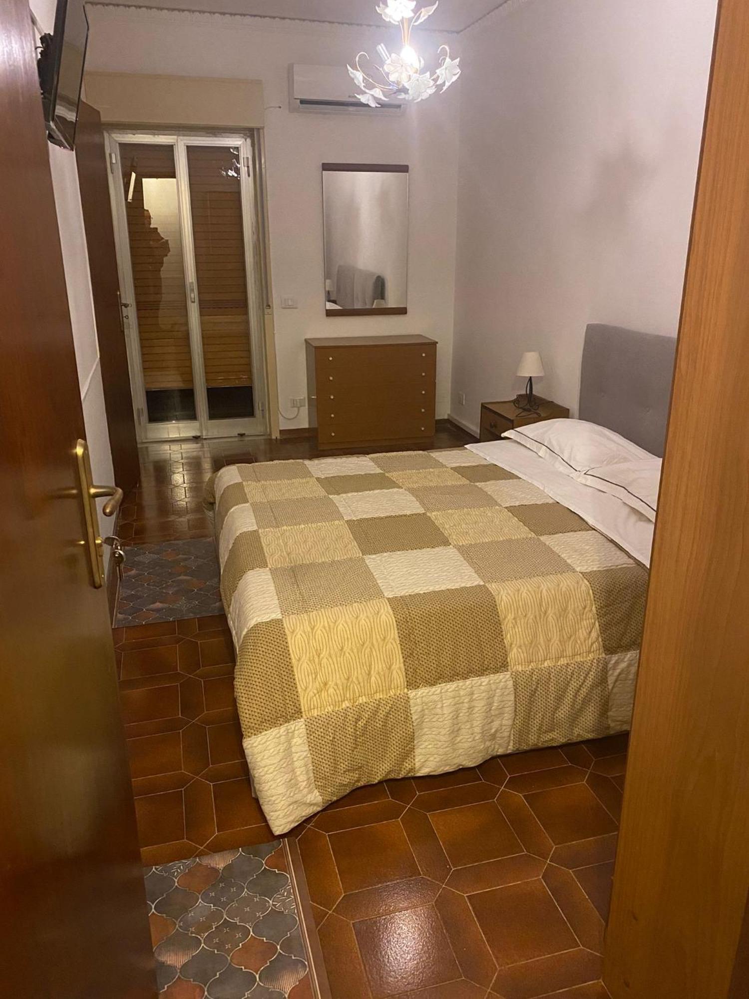 קסטלמולה Mi 'Ffaciu E Mi Ricriu Casa Vacanze מראה חיצוני תמונה